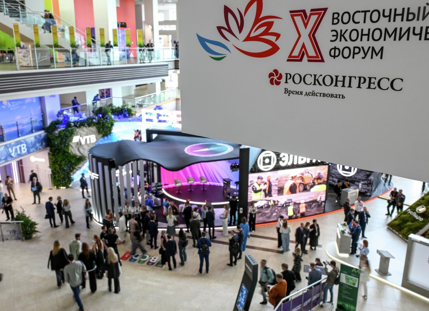 Строительство дома в РФ по действующим нормативам сравним со строительством по европейскому стандарту Пассивный дом в РФ.